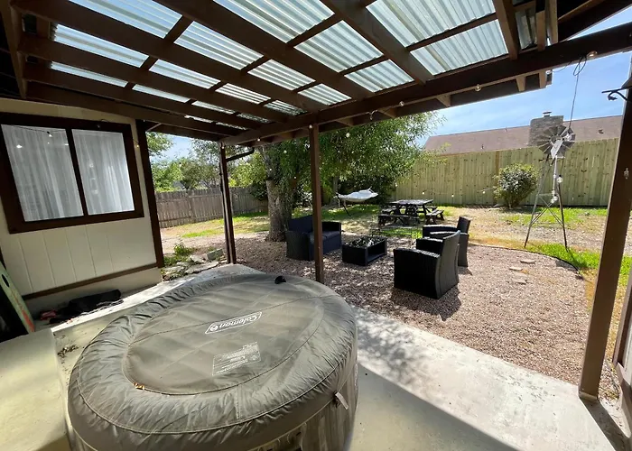 Holiday home Super Comfy With Hot Tub! *